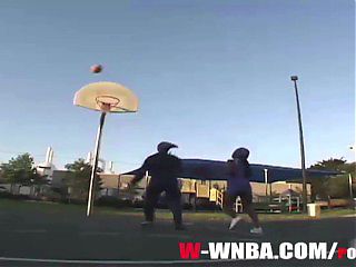 BIG BOOTY BASKETBALL PLAYER WANTS TO FUCK AND SUCK MAN WITH BIG BALLS