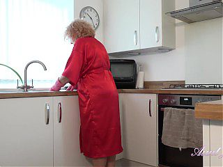 Aunt Judys Big Tit MILFs - Busty UK Housewife Camilla Soaps-Up Her Big Natural Tits in the Kitchen